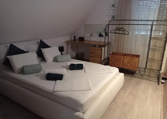 Shining Apartman *